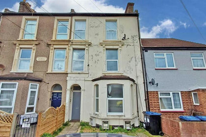 Land for sale in Croydon West