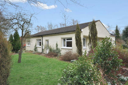 1.5 acres of House with Land for sale in Girton