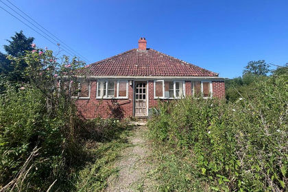 2.3 acres of House with Land for sale in High Ham