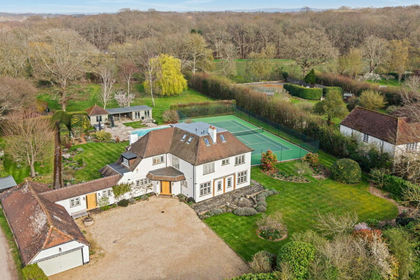 1.8 acres of House with Land for sale in Effingham