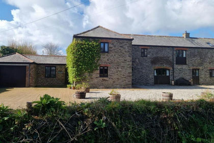 Barn Conversion for sale in Veryan