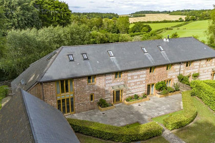Barn Conversion for sale in Dummer