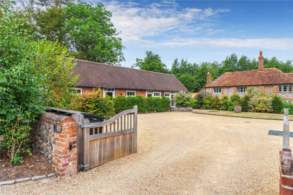 Barn Conversion for sale in Harpsden