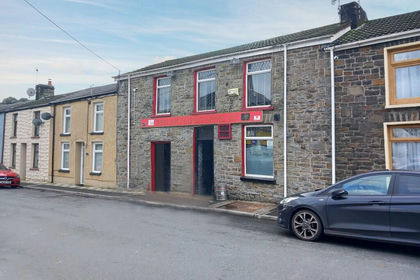 Commercial Land for sale in Troed-y-rhiw