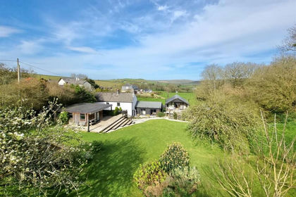 1.3 acres of House with Land for sale in Lawhitton Rural