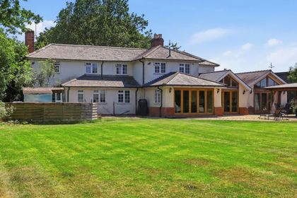8.2 acres of Equestrian property for sale in Leavenheath