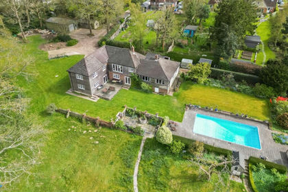 11.6 acres of House with Land for sale in Westfield