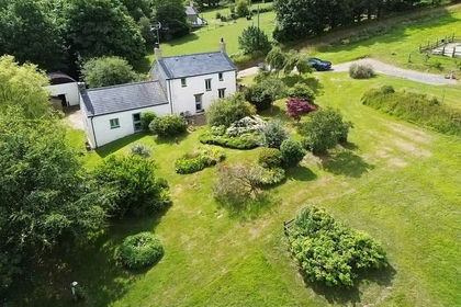 3.8 acres of House with Land for sale in Penbryn