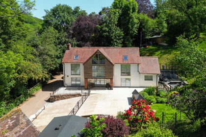 6.5 acres of House with Land for sale in Clent
