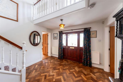 1 acre of House with Land for sale in Tiverton and Tilstone Fearnall