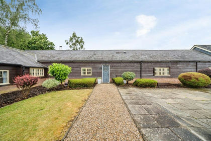 Barn Conversion for sale in Little Horwood