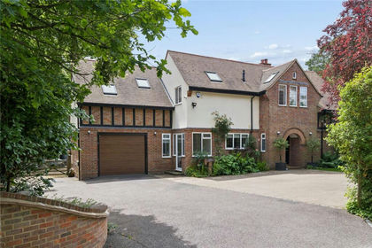 2.5 acres of House with Land for sale in Chesham