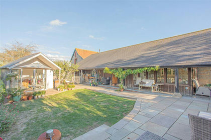 Barn Conversion for sale in Drayton