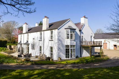 10 acres of Estate for sale in Johnston