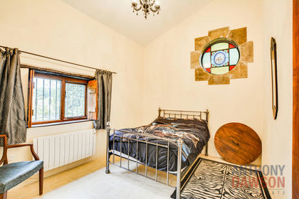 16 acres of House with Land for sale in Trawden Forest