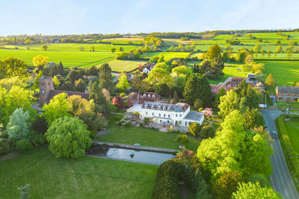 15 acres of House with Land for sale in Epping Upland