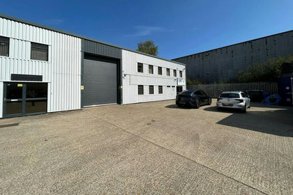 Warehouse for sale in Ferndown Town