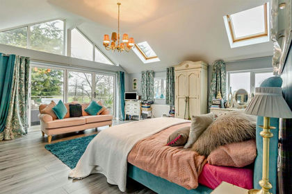 2 acres of Cottage for sale in Stubbs Walden