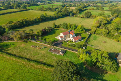 8 acres of House with Land for sale in Knaresborough