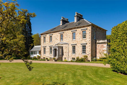 2.7 acres of House with Land for sale in Edinburgh East and Musselburgh