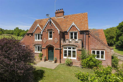 3.2 acres of House with Land for sale in Harbledown and Rough Common