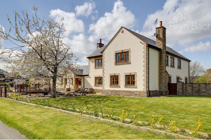 6 acres of House with Land for sale in Flint