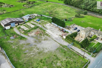 5 acres of Barn for auction in Halifax