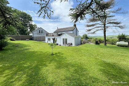 Cottage for sale in Tregony with Cuby