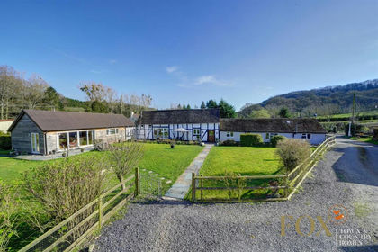 4.5 acres of Equestrian property for sale in Cradley and Storridge