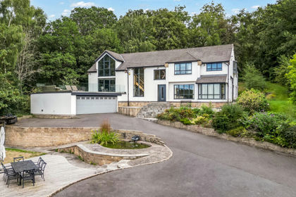 1.3 acres of House with Land for sale in Little Eaton