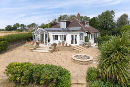 1.3 acres of House with Land for sale in Chippenham Without