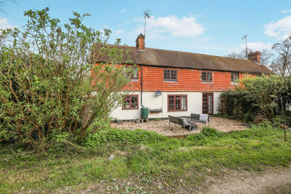 8 acres of Cottage for sale in Newdigate