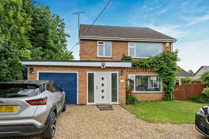 2.4 acres of House with Land for sale in Leverington