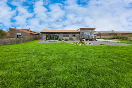 7 acres of Land for sale in East Huntspill