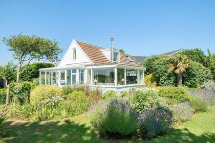 1 acre of House with Land for sale in Kingston