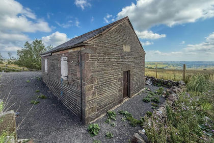 Barn for sale in Heathylee