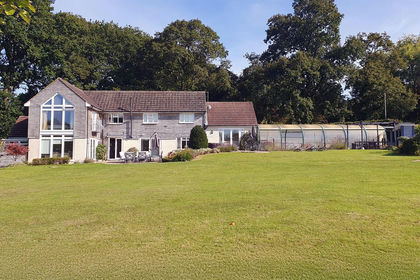 6.7 acres of House with Land for sale in Pulborough