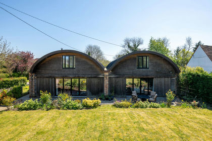 Barn Conversion for sale in Colmworth