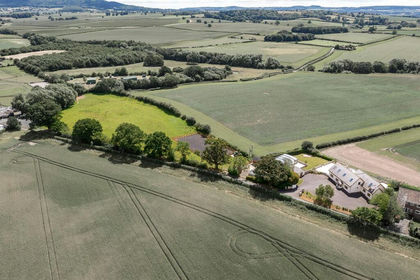 4.5 acres of House with Land for sale in Wroxeter and Uppington