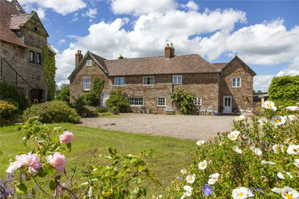 33.2 acres of Farmhouse for sale in Upton Bishop