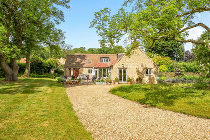 Barn Conversion for sale in Newton and Haceby