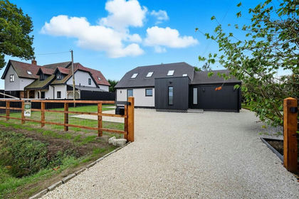 1 acre of Land for sale in Blackmore, Hook End and Wyatts Green