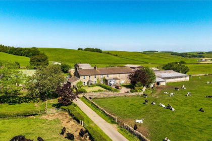 185.1 acres of Farm for sale in Gressingham