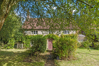 2.1 acres of House with Land for sale in Froxfield and Privett
