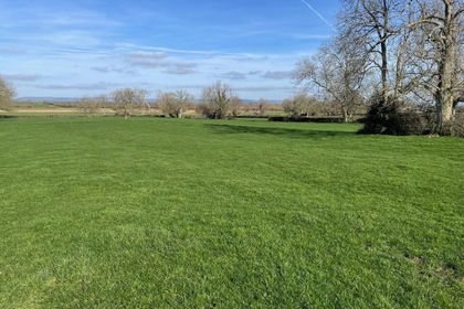 11.4 acres of Agricultural Land for sale in Edington