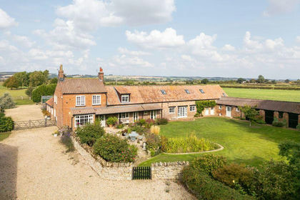 4.2 acres of Smallholding for sale in Ebberston and Yedingham