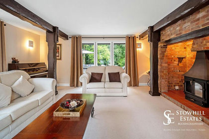 1 acre of House with Land for sale in Great Marlow