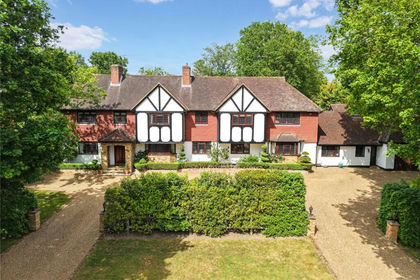 1 acre of House with Land for sale in Esher and Walton