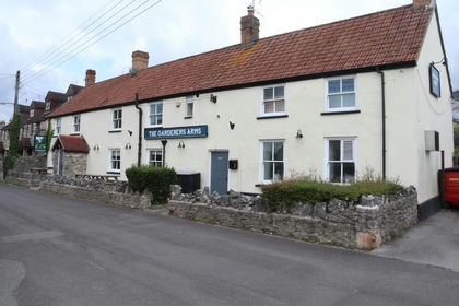 Pub for sale in Cheddar