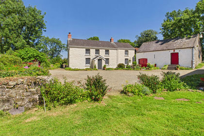 14.5 acres of House with Land for sale in Carmarthen